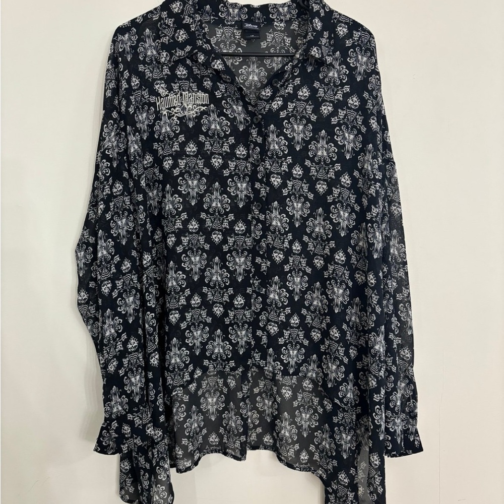 Her universe haunted mansion wallpaper button up